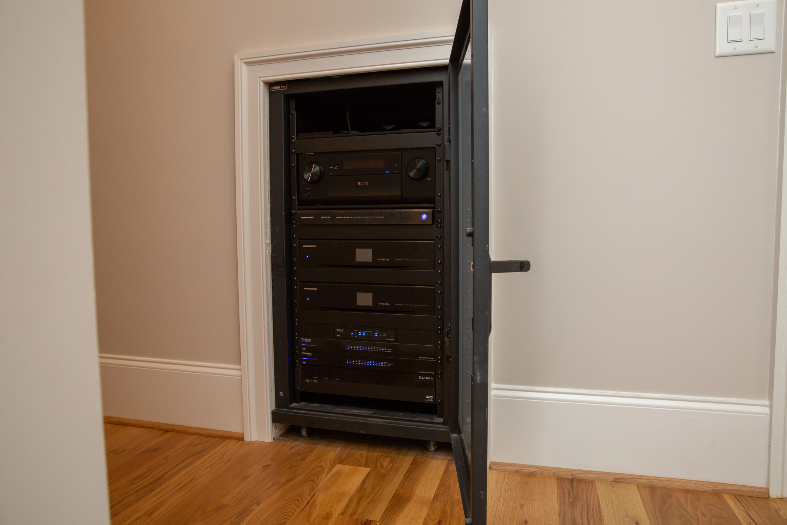 Luxury Home Networking by SES